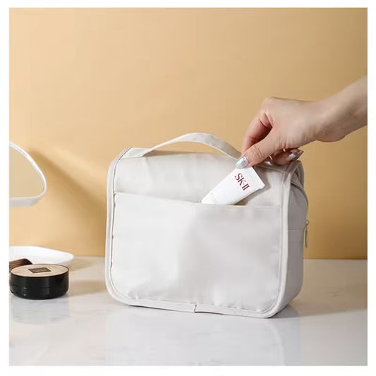 Spacious & Waterproof Storage Bag for Men and Women – Multifunctional Travel Toiletry Storage Solution