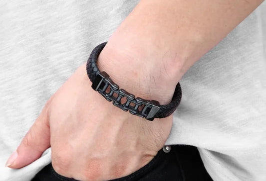 Bracelet en cuir pour homme en acier inoxydable à motif chaîne de vélo (EGBT109)