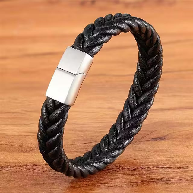 Bracelet en cuir noir simple avec boucle magnétique (EGBT154) 