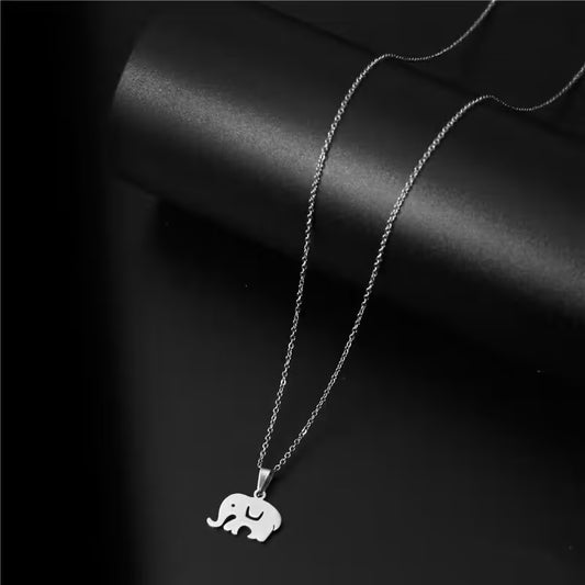 Simple Elephant Pendant Necklace(EGN173)