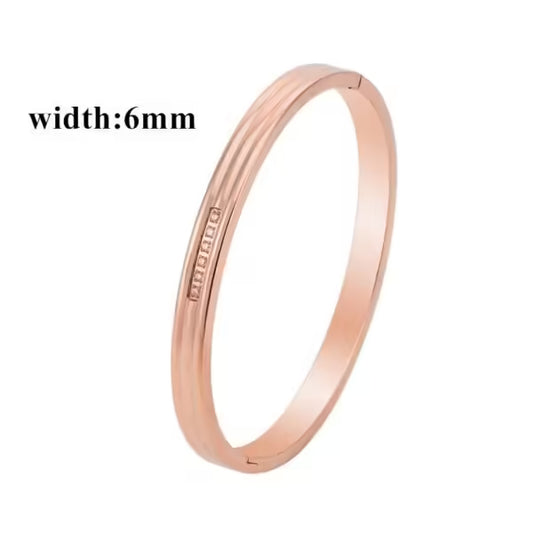 سوار بسيط من الفولاذ المقاوم للصدأ مرصع بالزركون للجنسين (EGBT356)