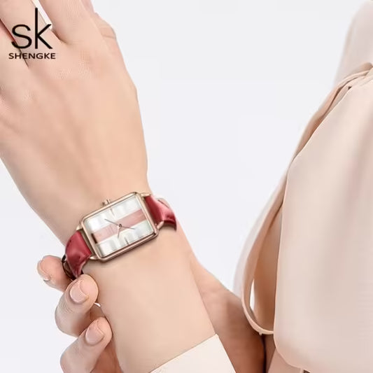 ساعة SK النسائية المصنوعة من الجلد والفولاذ المقاوم للصدأ (K0147)