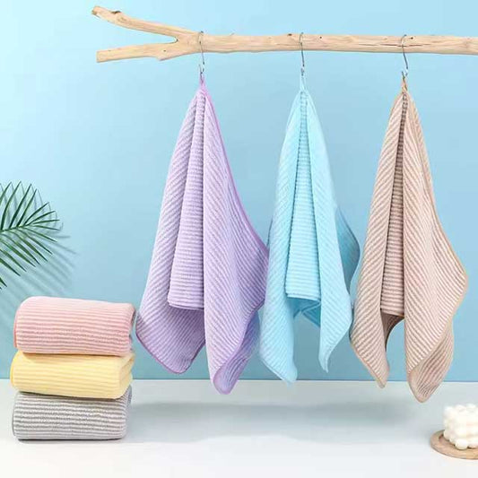 Soft & Comfortable Hand Towel – Absorbent, Quick-Drying Household Washcloth with Hook (35x75cm)