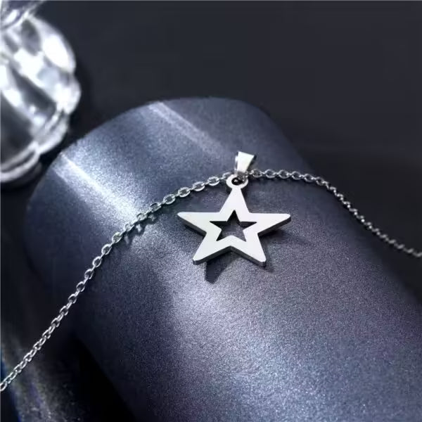 Star Pendant Unisex Necklace(EGN168)
