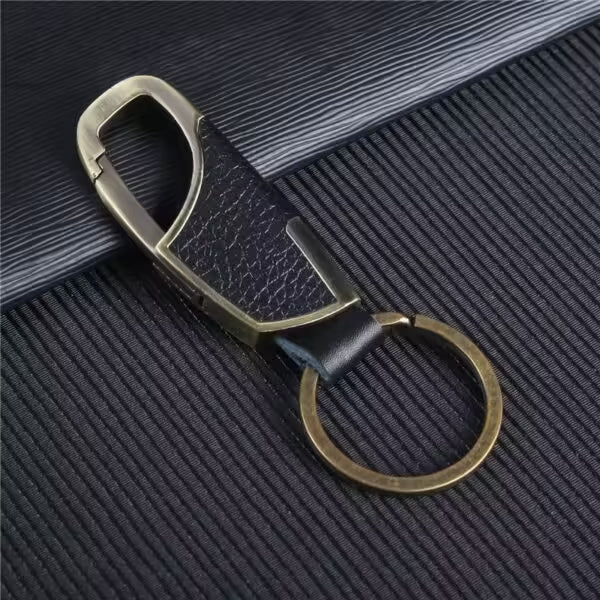 Porte-clés en acier et cuir (m2)