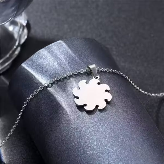 Sun Shape Pendant Unisex Necklace(EGN171)