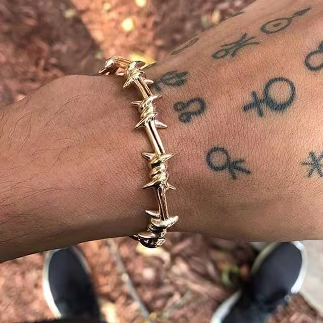 Thorns Wire Unisex Bangle Bracelet (EGBT352)