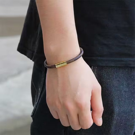 سوار من جلد البولي يوريثان للجنسين مع مشبك من سبائك الذهب (EGBT125)