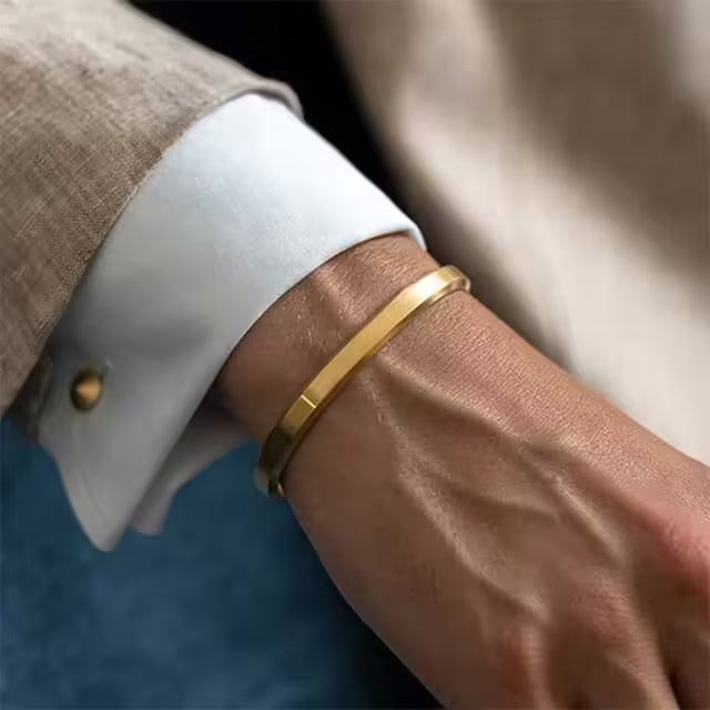 Unisex Stainless Steel Cuff Bangle (EGBT345)