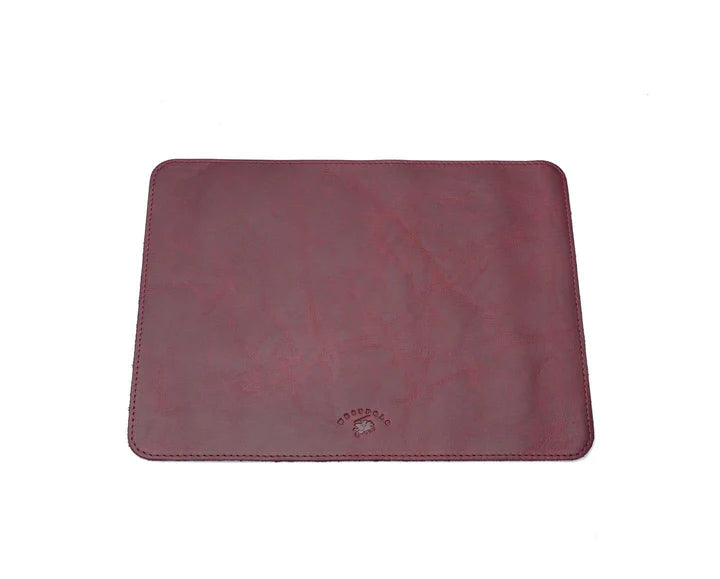 westpolo dizzy genuine leather mousepad – claret red featured img