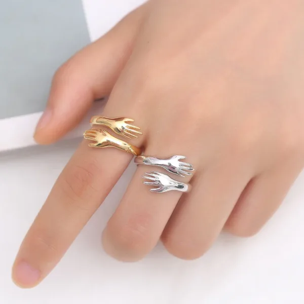 hug shaped adjustable unisex ring egr001 featured img