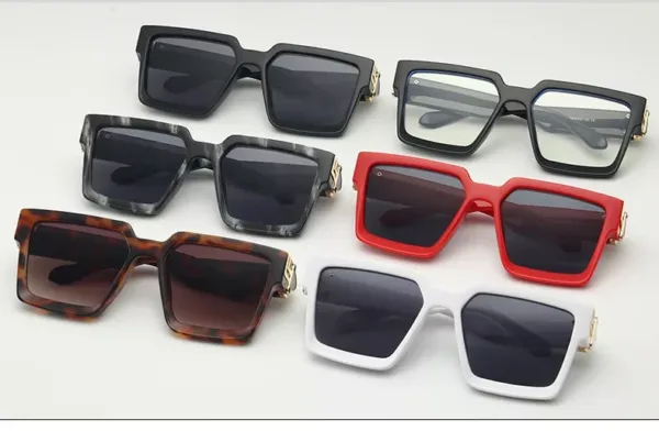 Square Sunglasses Unisex Eyewear (EGE003)