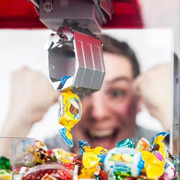 Mikamax Mini Candy Grabber Claw Machine