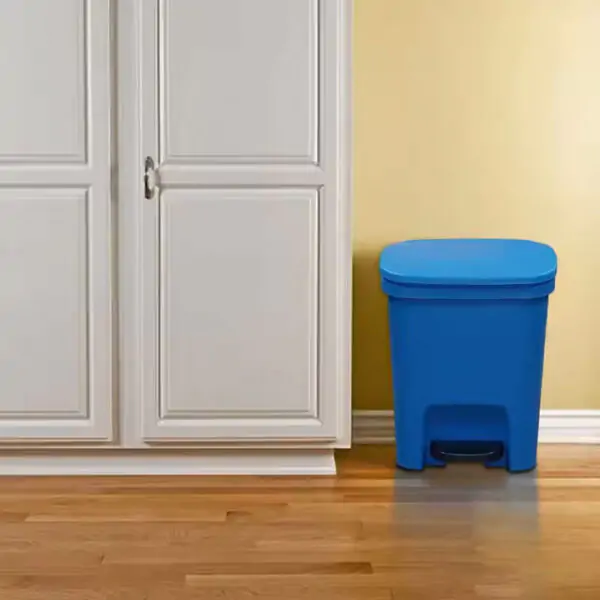 Rectangular Step-On Trash Can – Soft-Close Foot Pedal Garbage Bin with Odor Protection Lid
