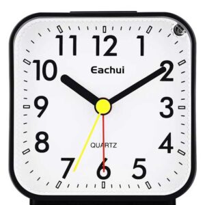 Eachui Compact Black & White Analogue Alarm Clock – Battery Operated with Loud Alarm, Night Light, Snooze Function, Silent & No Ticking Design, Easy to Use