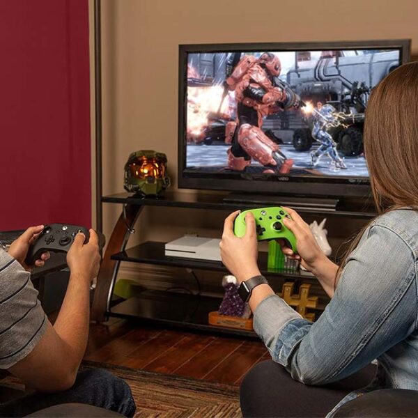 PowerA Enhanced Wired Controller for Xbox One – Official, Ergonomic, Responsive Gaming Controller in Black