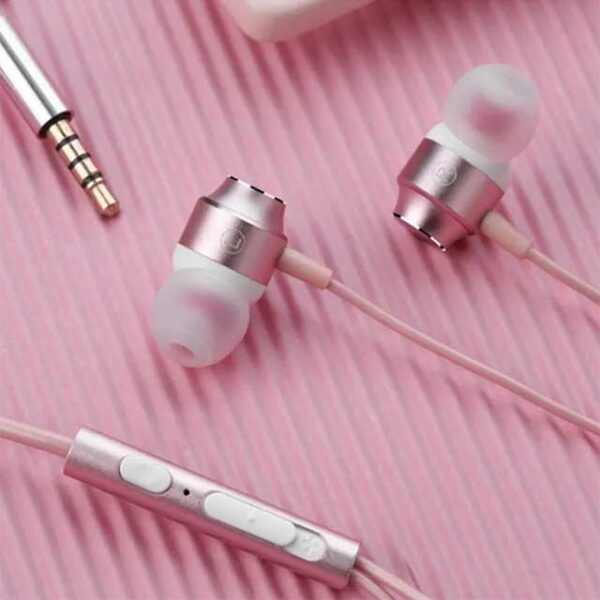 Premium Automatic Magnetic Wired Earphones
