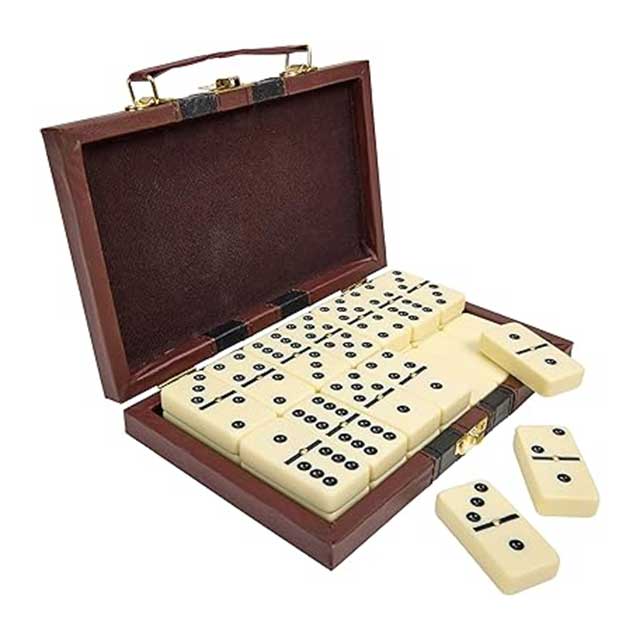 Dominos