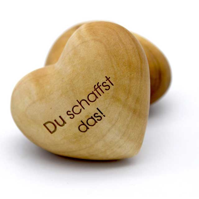 Engraved Worry Stone – "Du schaffst das" Wooden Heart | Stress Relief Gift for Children, Men & Women